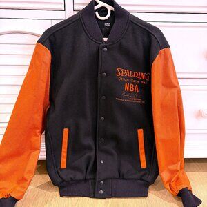 VINTAGE, very RARE SPALDING NBA Men's Orange & Black Varsity Jacket. SIZE M